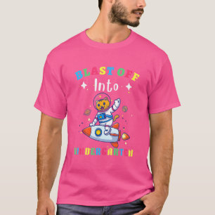Camiseta As Crianças Se Espalham No Astronauta Do Jardim In