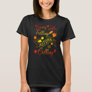 Camiseta As folhas estão caindo outono chamando outono