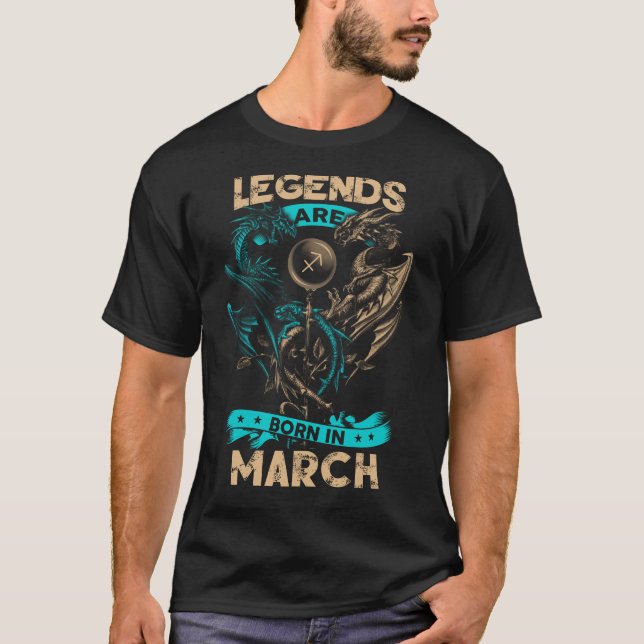 Camiseta As Legendas São Nasceres Em Março (Frente)