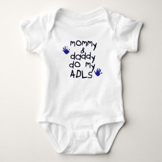 Camiseta As mamães & o pai fazem meu bebê azul do handprint