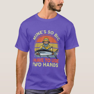 Camiseta As Minas Tão Grandes Que Eu Preciso Usar Duas Mãos
