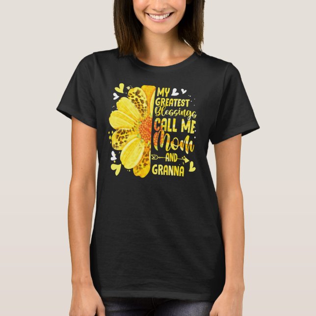 Camiseta As Minhas Maiores Bênçãos Chamam-Me Mãe E Granna M (Frente)