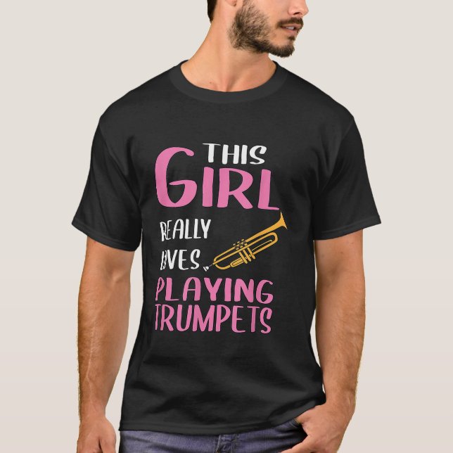 Camiseta As Mulheres Dão Presente A Garota Adora Jogar Trom (Frente)