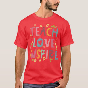Camiseta As Mulheres Ensinam Amor Inspiram Retro Boho Estil
