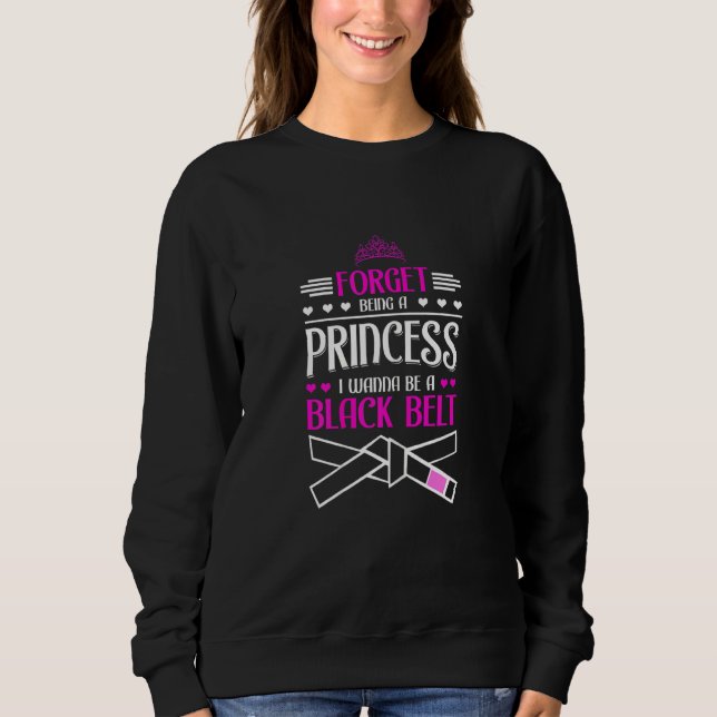 Camiseta As Mulheres Esquecem-Se De Ser Uma Princesa Eu Que (Frente)