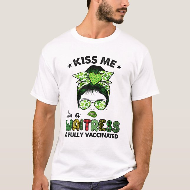 Camiseta As mulheres me beijam sou uma Rua irlandesa de Sha (Frente)