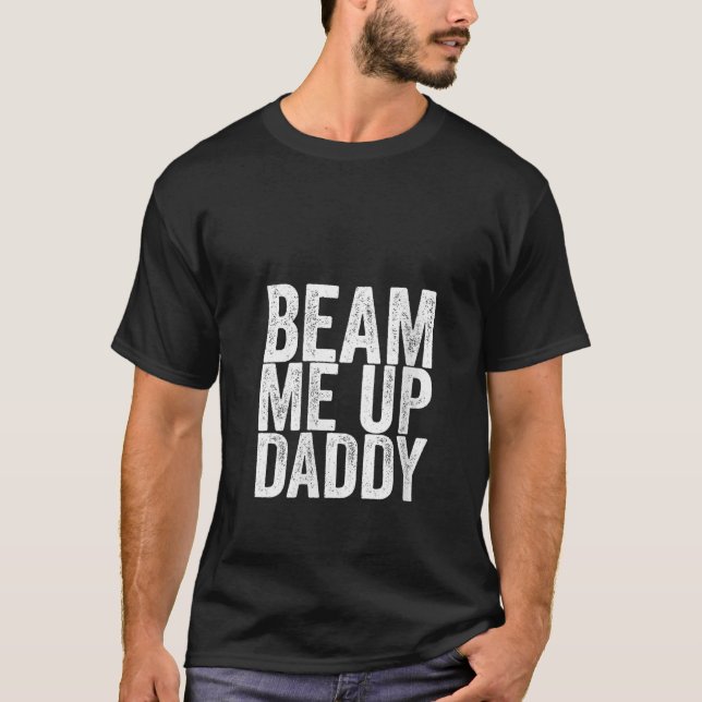Camiseta As Mulheres Me Levam Para Cima Pai V Pescoço (Frente)