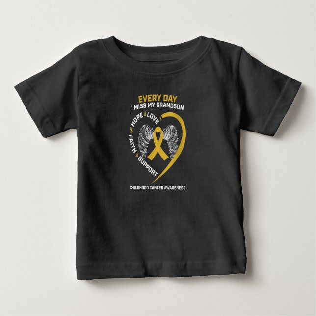 Camiseta As Mulheres Na Minha Memória Perderam O Presente D (Frente)