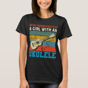 Camiseta As Mulheres Nunca Subestimam Uma Garota Com Um Uku