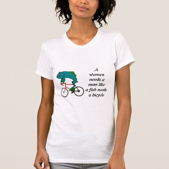 Camiseta As mulheres precisam um homem… (Frente)