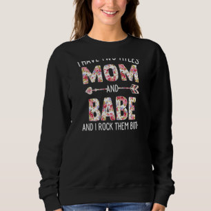 Camiseta As Mulheres Tenho Dois Títulos Mãe E Bebê, Floral