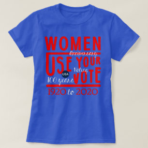 Camiseta As Mulheres Usam Seu Voto Na Frente Da Design