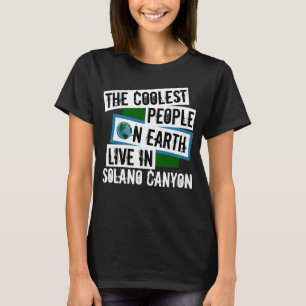 Camiseta As Pessoas mais frias da Terra vivem em Solano Can