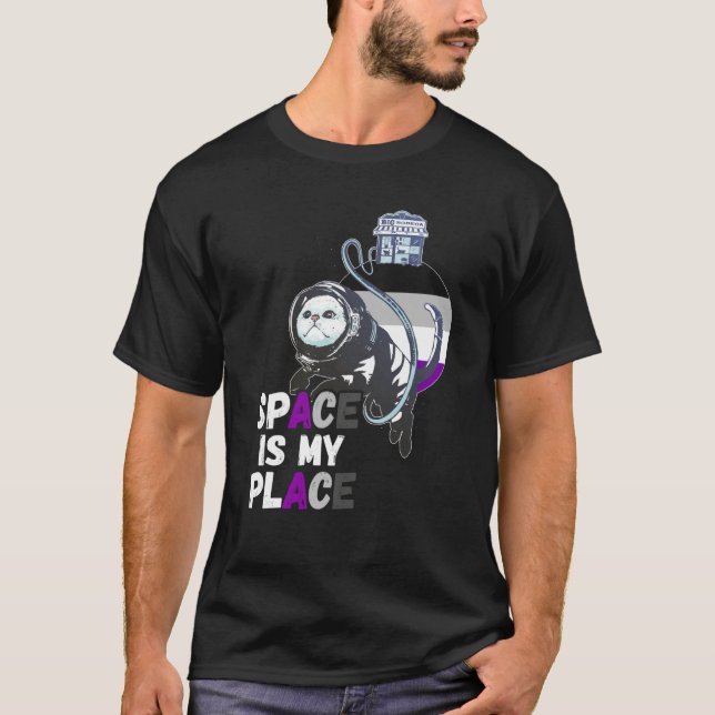 Camiseta Asexual Astronaut Cat Retro Space Is My Place Ace  (Frente)