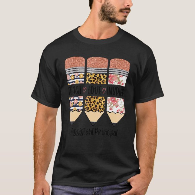Camiseta Assistente Diretor De Volta À Escola Ensinar Amor (Frente)