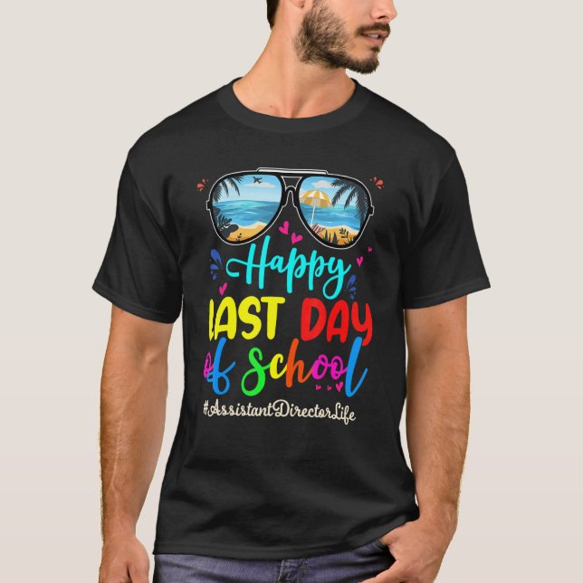 Camiseta Assistente Diretor Feliz no Último Dia da Escola S (Frente)