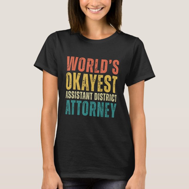 Camiseta Assistente Distrital Procurador Retro Mais ou Meno (Frente)