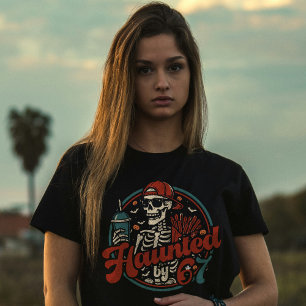 Camiseta Assombrado Por 67 Meme Engraçado De Halloween Seis
