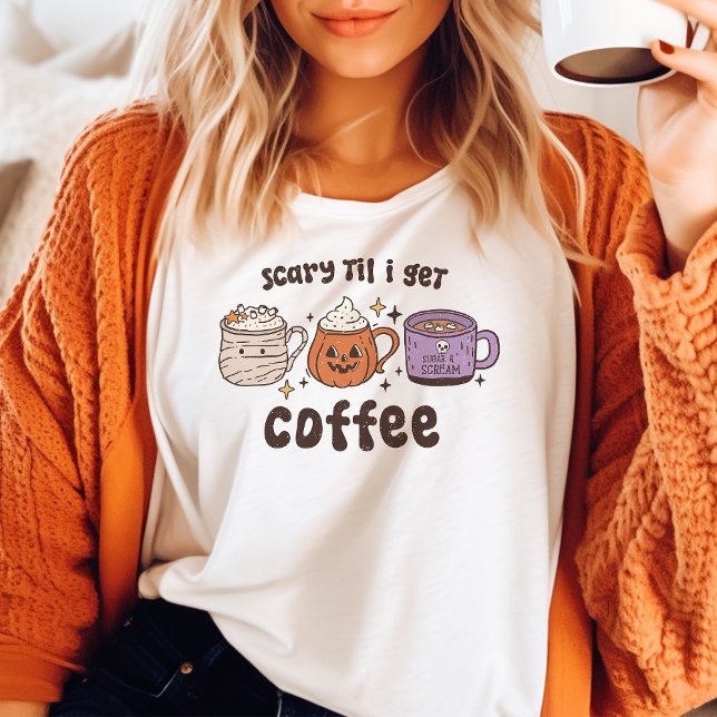Camiseta Assustador Até Eu Tomar Café Retro Halloween (Criador carregado)