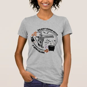 Camiseta Assustador com um espetáculo.