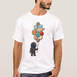 Camiseta Astronaut Holding Solar System Planet balloon