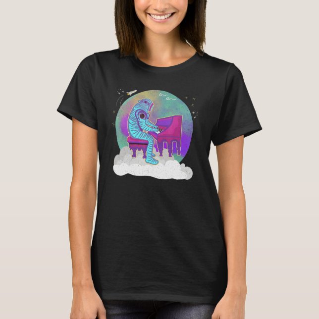 Camiseta Astronaut Playing Piano On A Cloud In Outer Space  (Frente)