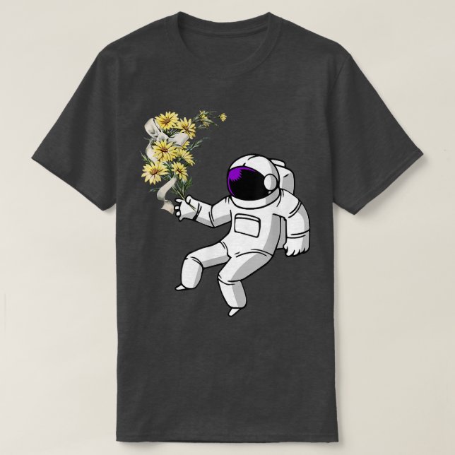 Camiseta Astronaut With Flowers  (Frente do Design)