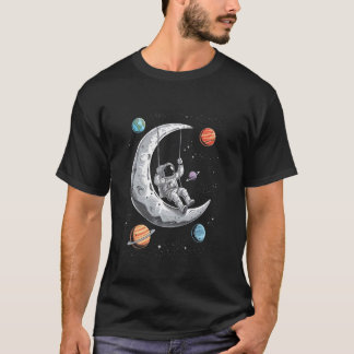Camiseta Astronauta Balançando no Espaço da Lua Piada Engra