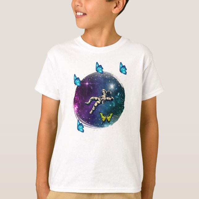 Camiseta astronauta com borboleta (Frente)