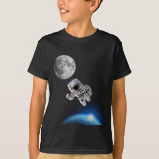 Camiseta Astronauta de Menino no Espaço