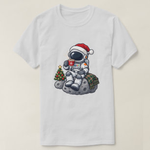 Camiseta Astronauta de Natal Aconchegante Cacau Lunar