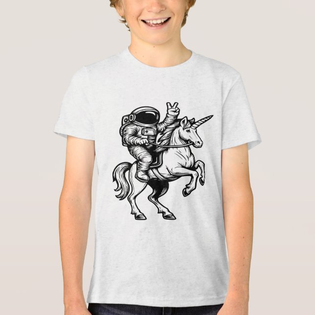 Camiseta Astronauta Montando Unicórnio  (Frente)