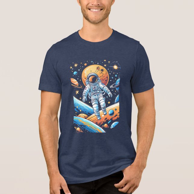 Camiseta Astronauta perdido no espaço cercado por planetas (Frente)