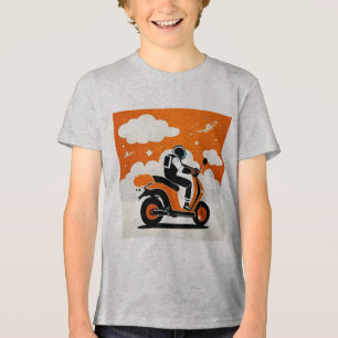 Camiseta Astronauta Pilotando Scooter Elegante