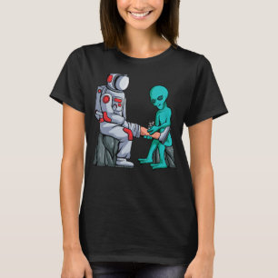 Camiseta Astronauta Tatuador alienígena Tatuando OVNI Lover