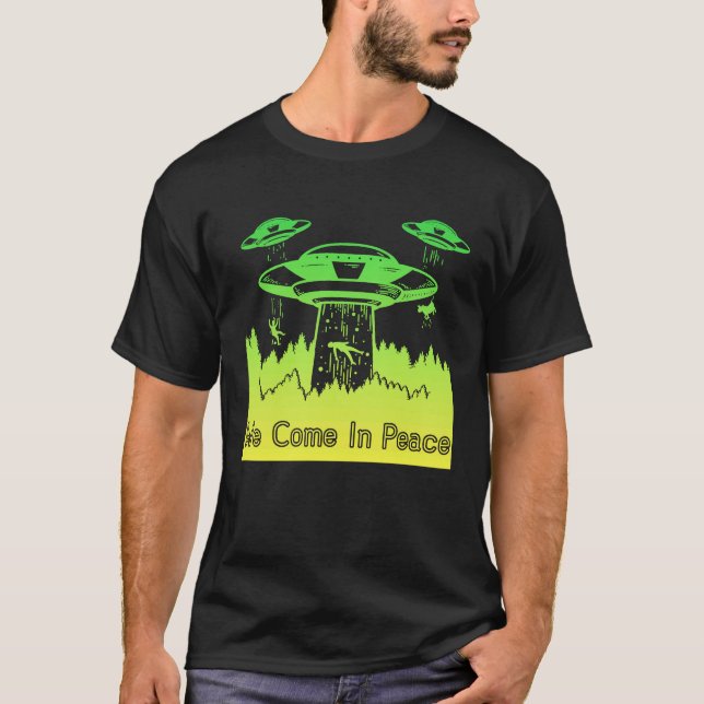Camiseta Astronautas voadores de UFO de Saucer são Aliens 9 (Frente)