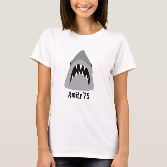 Camiseta ataque a tubarões (Frente)