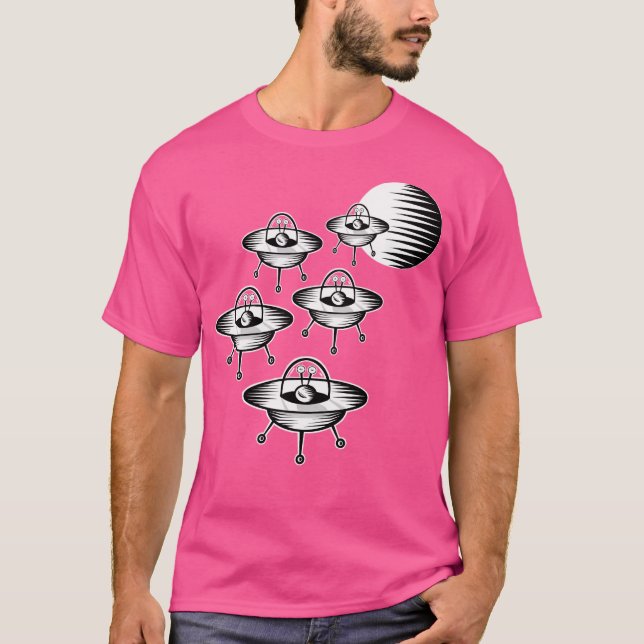 Camiseta Ataque de Saucer Voador (Frente)
