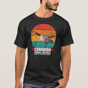 Camiseta Ataque Engraçado de Galinha-Cobra Canadense Retro