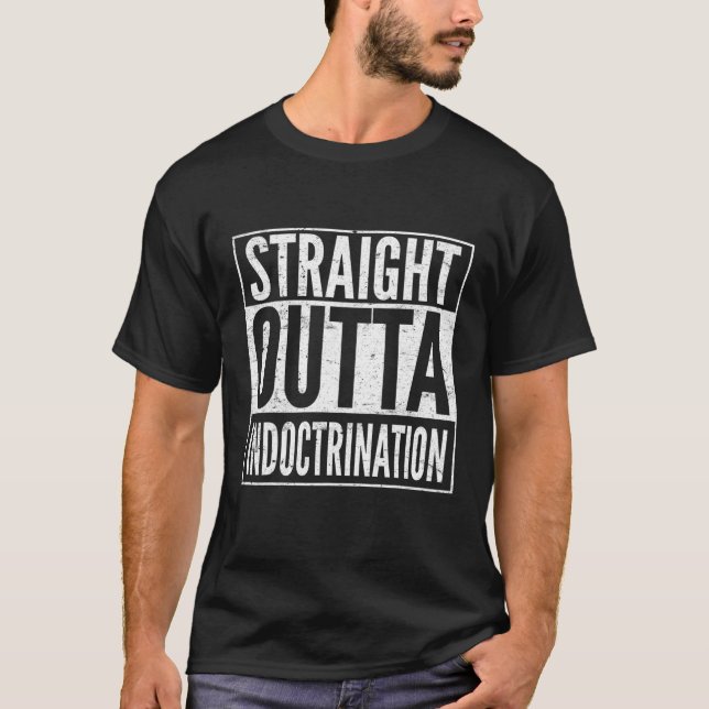Camiseta Ateísmo Hetero Fora da Doutrinação Ateísta (Frente)