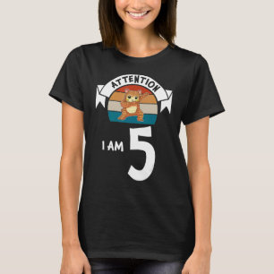 Camiseta Atenção, eu sou 5 5 de Aniversário
