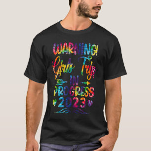 Camiseta Atenção Meninas Viagem Em Andamento Meninas Viagem