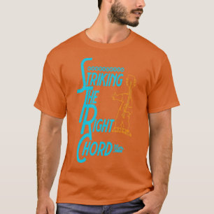 Camiseta Atirando O Cordão Direito