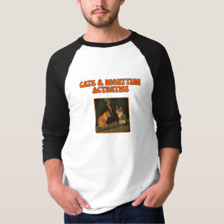 Camiseta Atividades de Gatos e Noite - Arte de Gato Retrorn