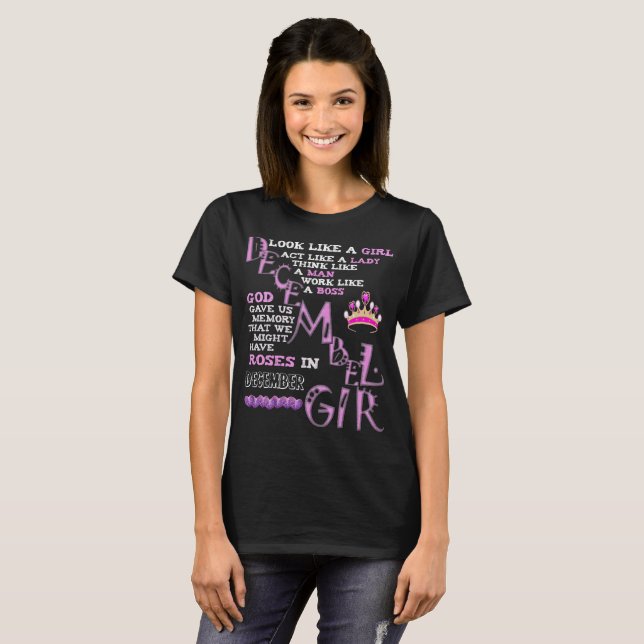Camiseta Ato da menina de dezembro como a senhora 2018 (Frente Completa)