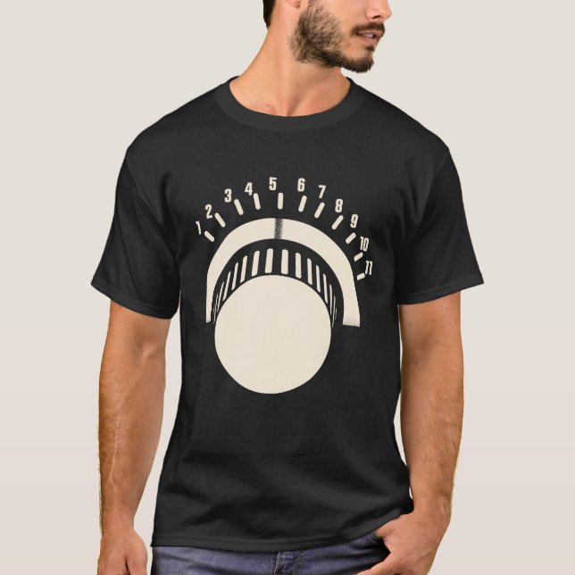 Camiseta Aumente-o para Onze Cuecas Engraçadas (Frente)