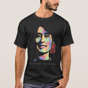 Camiseta Aung San Suu Kyiwe Fica Com Ela