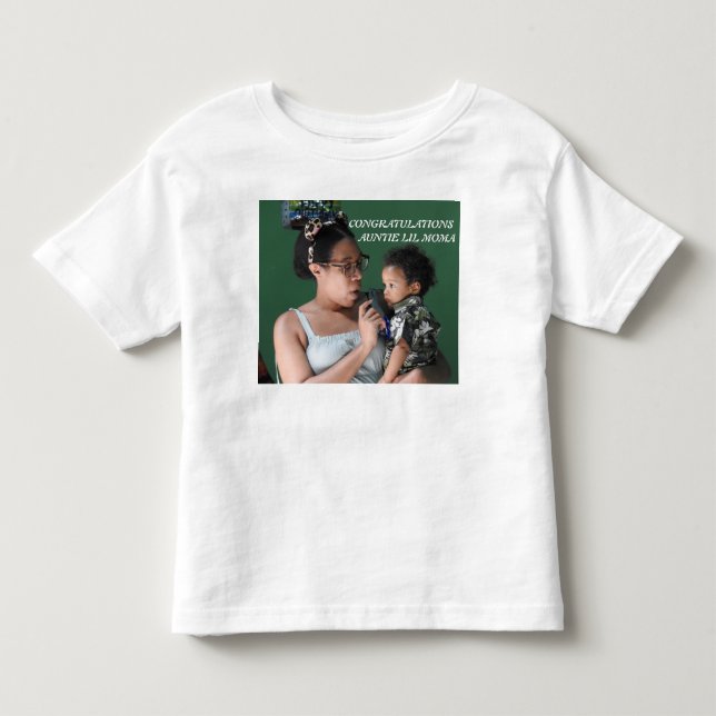 CAMISETA AUNTIE LIL MOMA (Frente)
