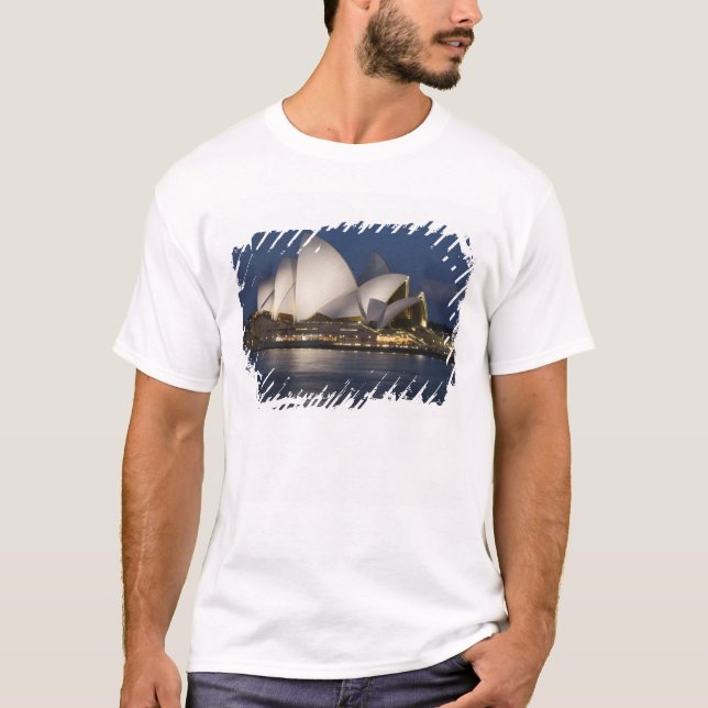 Camiseta Austrália, Sydney. Casa da Ópera à noite em (Frente)