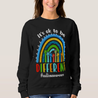 Camiseta Autism Awareness Rainbow Hand Heart Its Ok To Be D